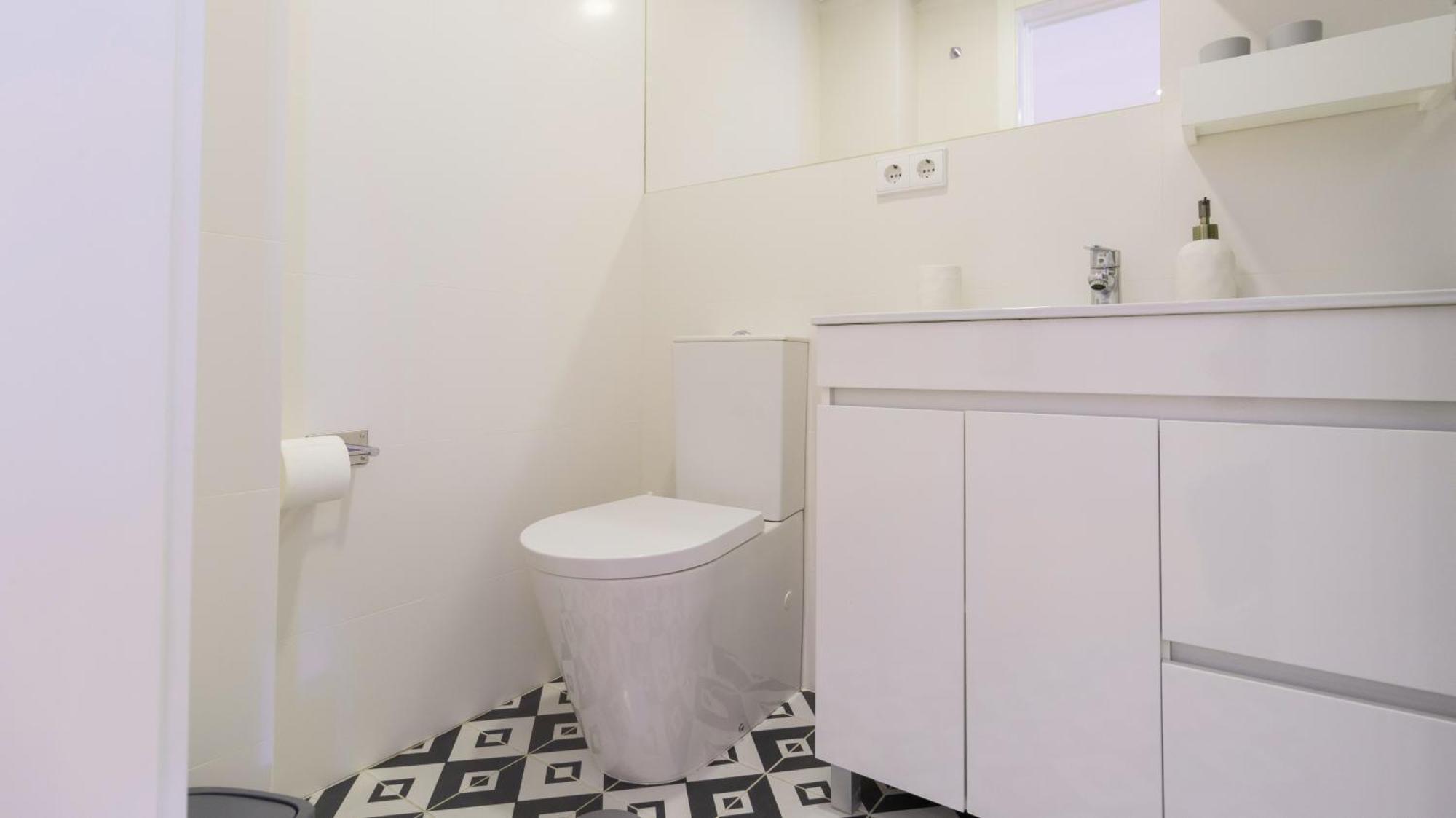 City Center Duplex W Patio By Lovelystay 波尔图 外观 照片