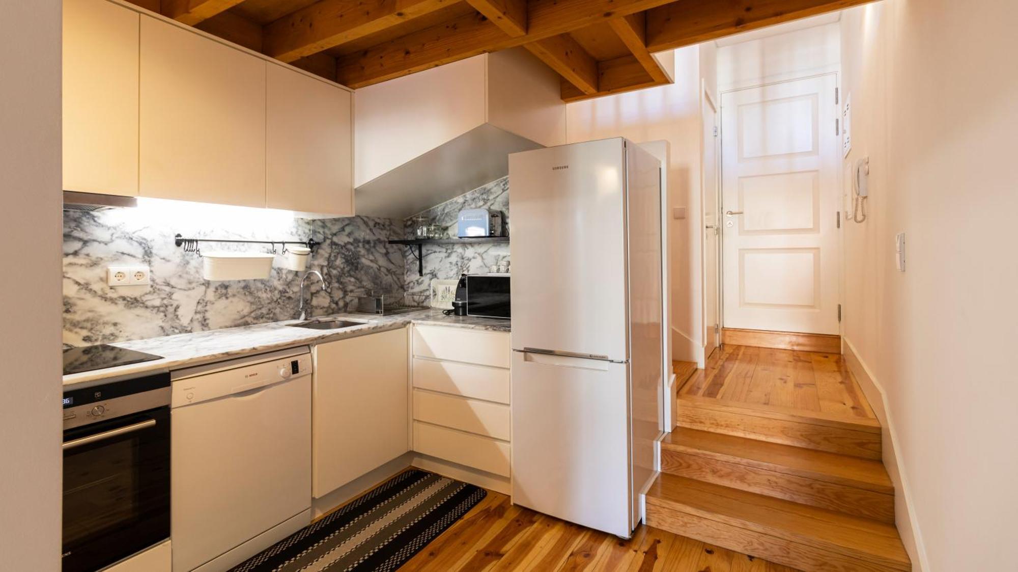 City Center Duplex W Patio By Lovelystay 波尔图 外观 照片