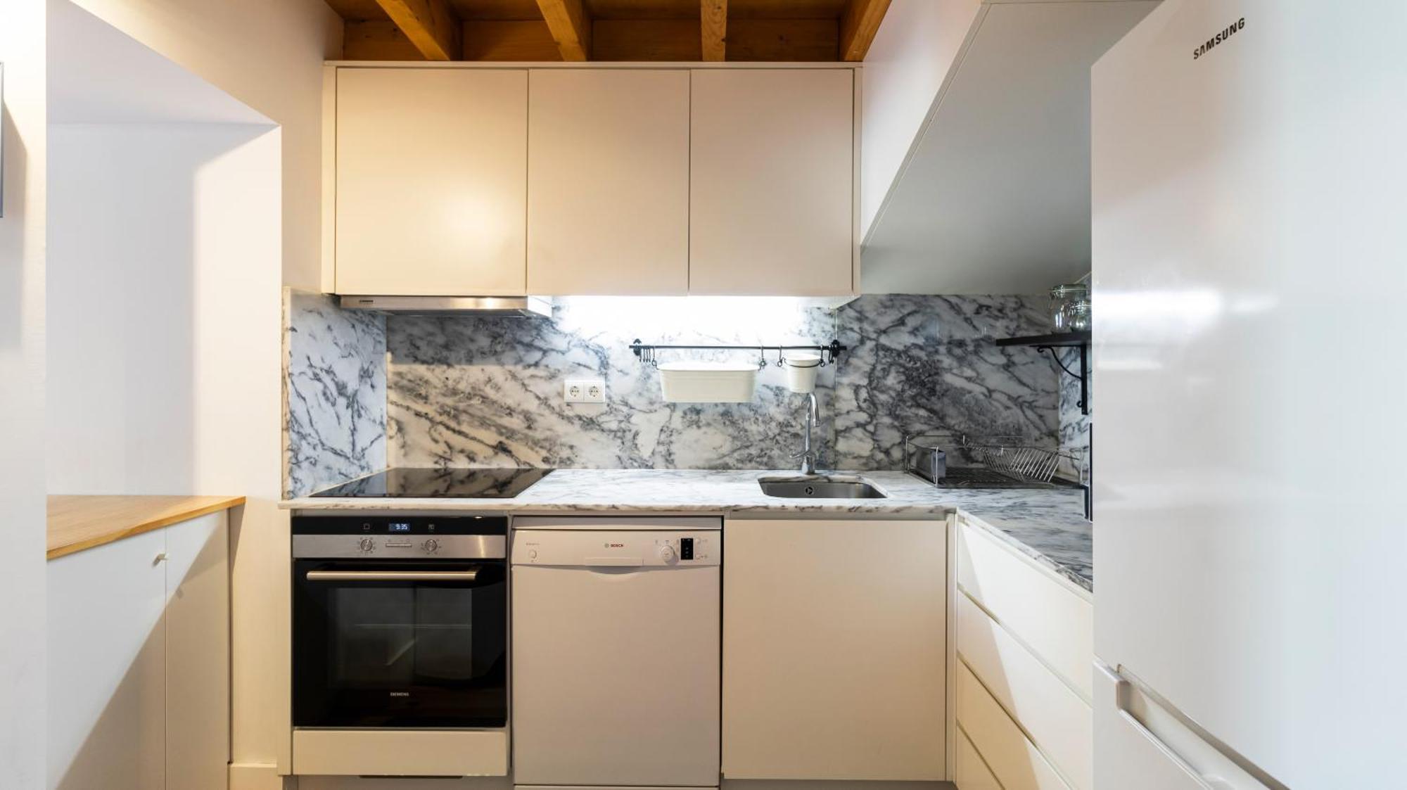 City Center Duplex W Patio By Lovelystay 波尔图 外观 照片